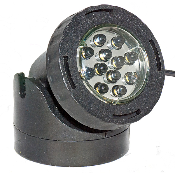 LED Spot 12 Vit 3 x 1,6 W med transformator
